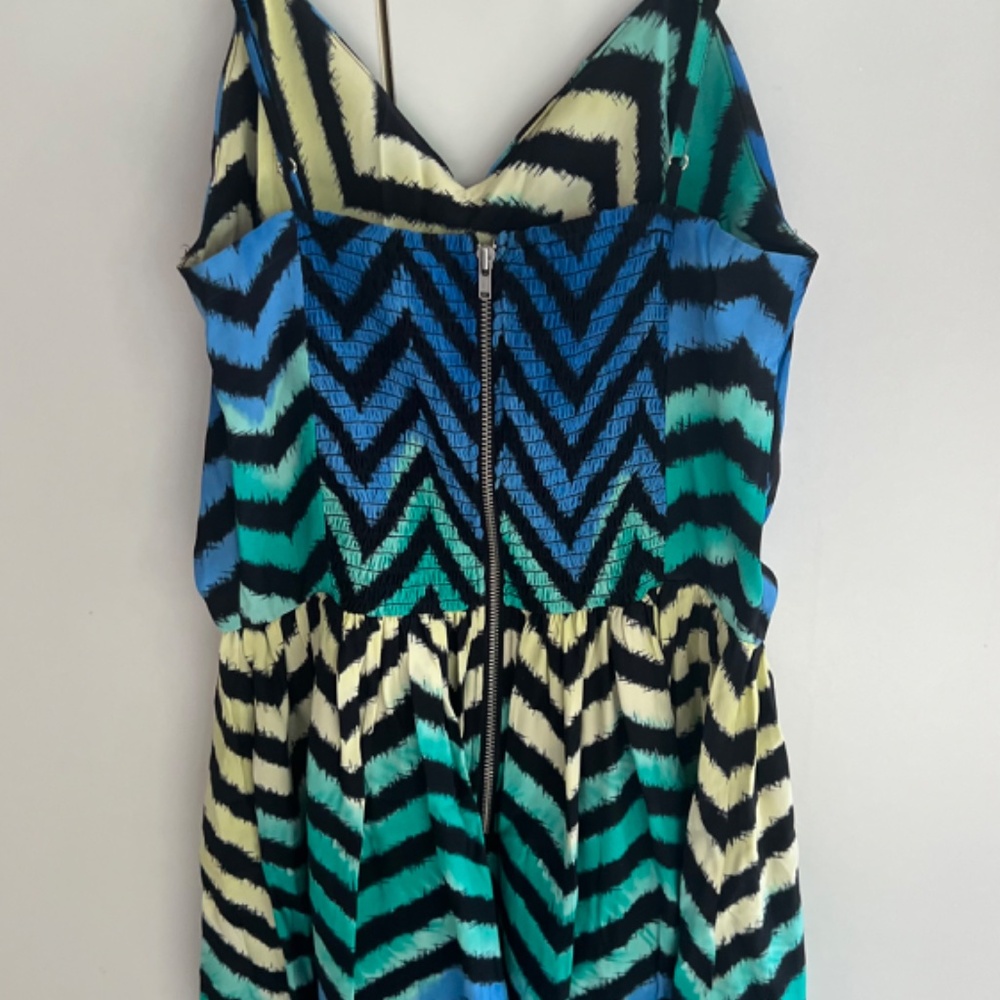 Parker Silk Dress - Picture 4 of 7